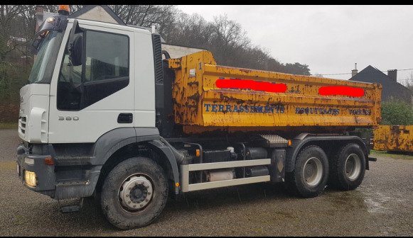 Camion porte container + container 11 m³ Iveco Trakker 380 - Φορτηγό φόρτωσης γάντζου: φωτογραφία 2 Camion porte container + container 11 m³ Iveco Trakker 380 - Φορτηγό φόρτωσης γάντζου: φωτογραφία 2