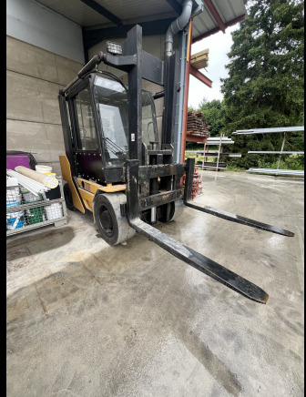 Chariot élévateur 8T - Περονοφόρο όχημα: φωτογραφία 1 Chariot élévateur 8T - Περονοφόρο όχημα: φωτογραφία 1
