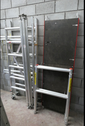 Echafaudage pliable Altrex - Εξοπλισμού κατασκευών: φωτογραφία 1 Echafaudage pliable Altrex - Εξοπλισμού κατασκευών: φωτογραφία 1