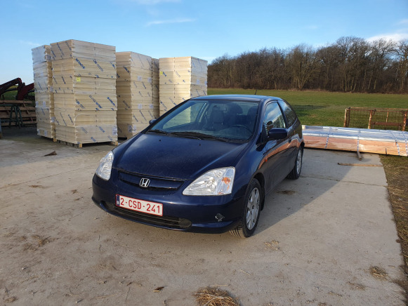 Honda Civic - Αυτοκίνητο: φωτογραφία 2 Honda Civic - Αυτοκίνητο: φωτογραφία 2