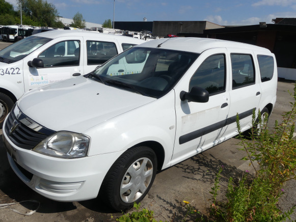 REF:10423 - Voiture Dacia Logan 1.5 DCI break (2012-254.373 km) - Διπλοκάμπινο ελαφρύ επαγγελματικό: φωτογραφία 1 REF:10423 - Voiture Dacia Logan 1.5 DCI break (2012-254.373 km) - Διπλοκάμπινο ελαφρύ επαγγελματικό: φωτογραφία 1