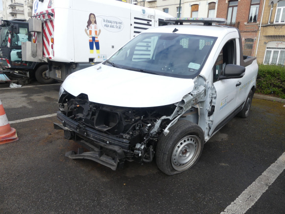 REF:2360 - Véhicule électrique (accidenté) Renault Kangoo Van E-Tech Electric PU (2023-13.744 km) - Αυτοκίνητο: φωτογραφία 1 REF:2360 - Véhicule électrique (accidenté) Renault Kangoo Van E-Tech Electric PU (2023-13.744 km) - Αυτοκίνητο: φωτογραφία 1