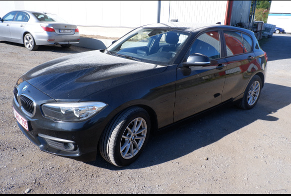Voiture BMW 118.i - Hatchback: φωτογραφία 1 Voiture BMW 118.i - Hatchback: φωτογραφία 1