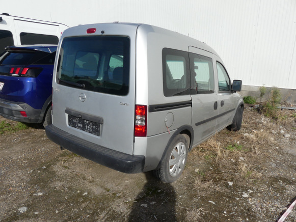 Voiture Opel Combo - Αυτοκίνητο: φωτογραφία 3 Voiture Opel Combo - Αυτοκίνητο: φωτογραφία 3