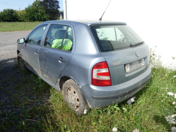 Voiture Skoda Fabia (2004-189.523 km) - Αυτοκίνητο: φωτογραφία 3 Voiture Skoda Fabia (2004-189.523 km) - Αυτοκίνητο: φωτογραφία 3