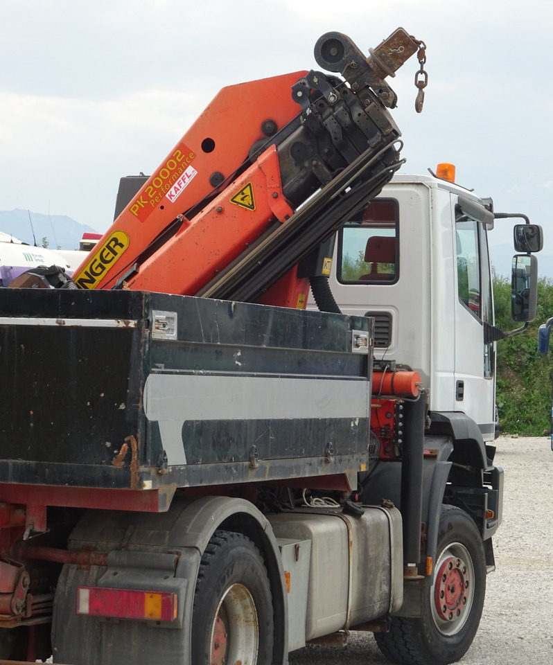 PALFINGER PK 20002 E year 2005, winch, remote control, 6 x extension, Seilwinde, - Γερανός παπαγάλος: φωτογραφία 4 PALFINGER PK 20002 E year 2005, winch, remote control, 6 x extension, Seilwinde, - Γερανός παπαγάλος: φωτογραφία 4