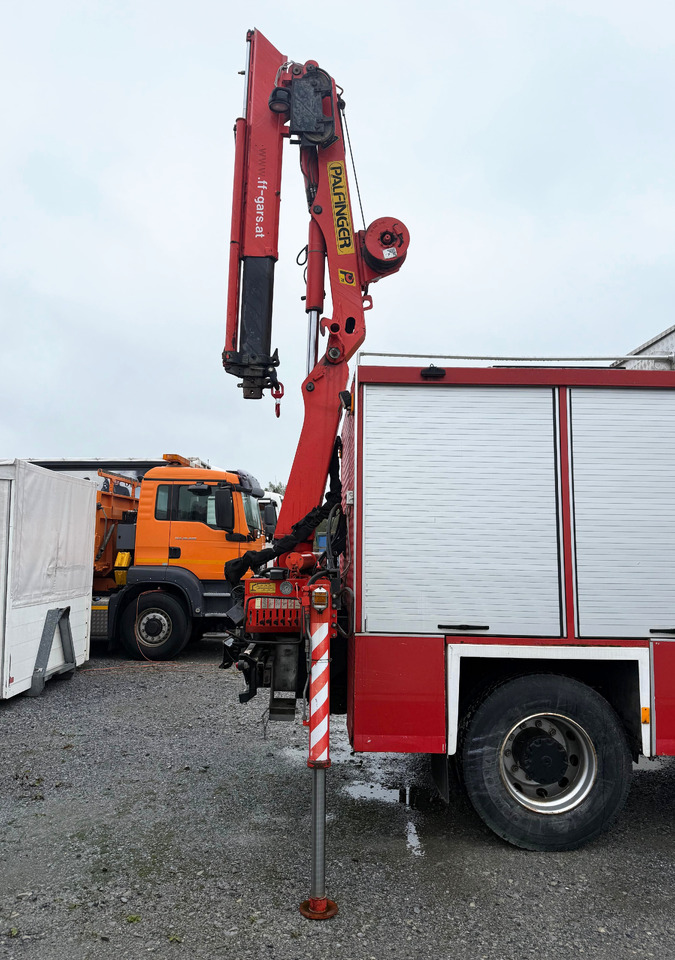PALFINGER PK 7000 A crane with winch, Ladekran mit Seilwinde - Γερανός παπαγάλος: φωτογραφία 4 PALFINGER PK 7000 A crane with winch, Ladekran mit Seilwinde - Γερανός παπαγάλος: φωτογραφία 4