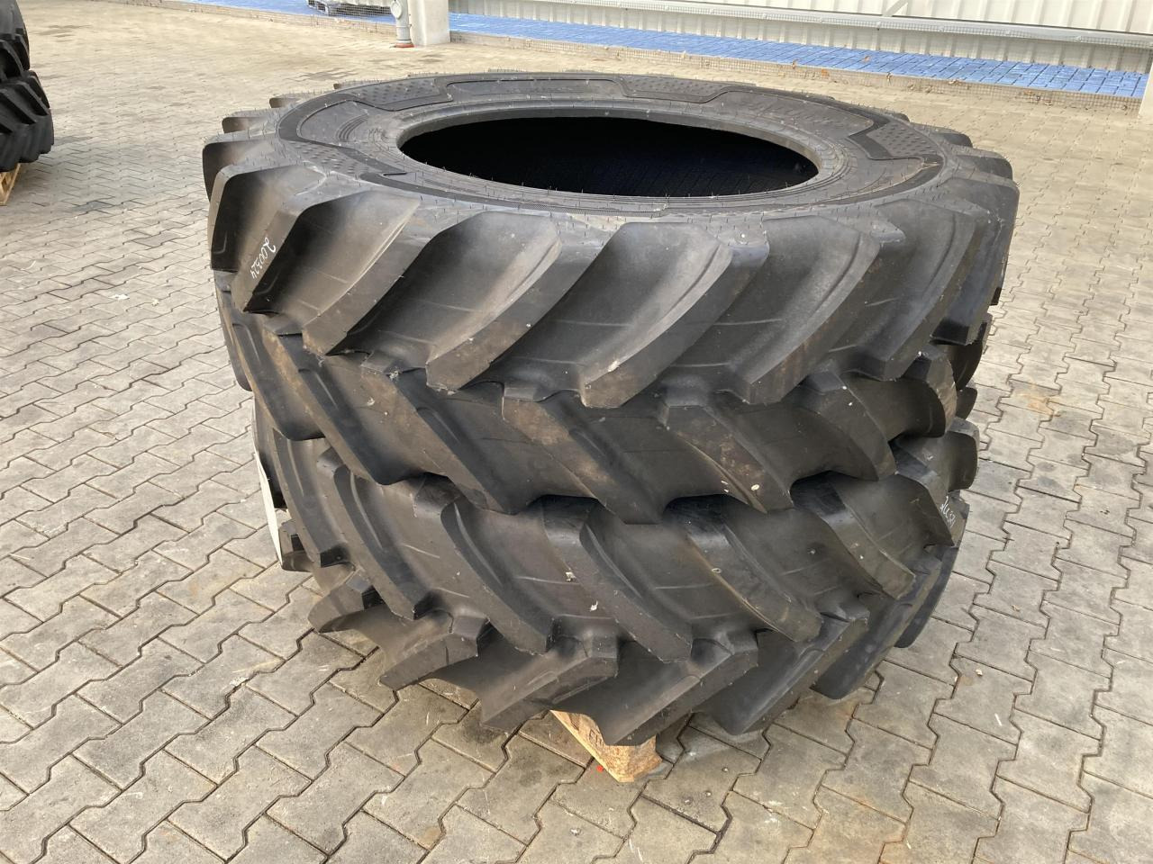 Alliance 460/85R34 - Ελαστικό για Γεωργικά μηχανήματα: φωτογραφία 1 Alliance 460/85R34 - Ελαστικό για Γεωργικά μηχανήματα: φωτογραφία 1