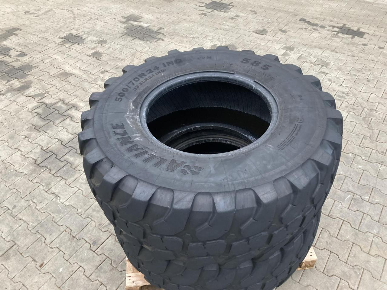 Alliance 500/70R24 - Ελαστικό για Γεωργικά μηχανήματα: φωτογραφία 4 Alliance 500/70R24 - Ελαστικό για Γεωργικά μηχανήματα: φωτογραφία 4