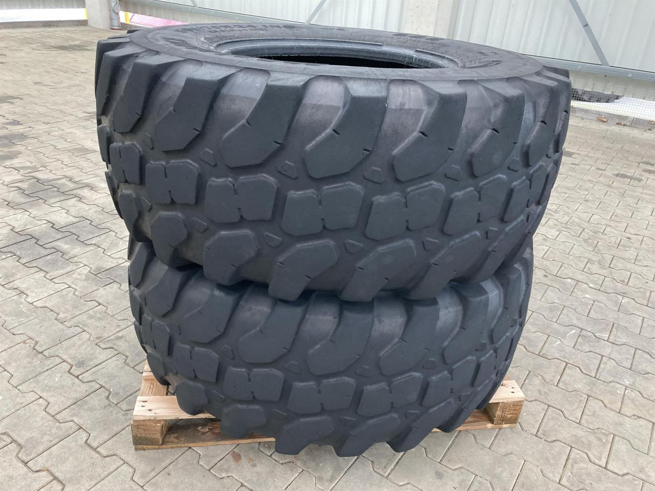 Alliance 500/70R24 - Ελαστικό για Γεωργικά μηχανήματα: φωτογραφία 1 Alliance 500/70R24 - Ελαστικό για Γεωργικά μηχανήματα: φωτογραφία 1