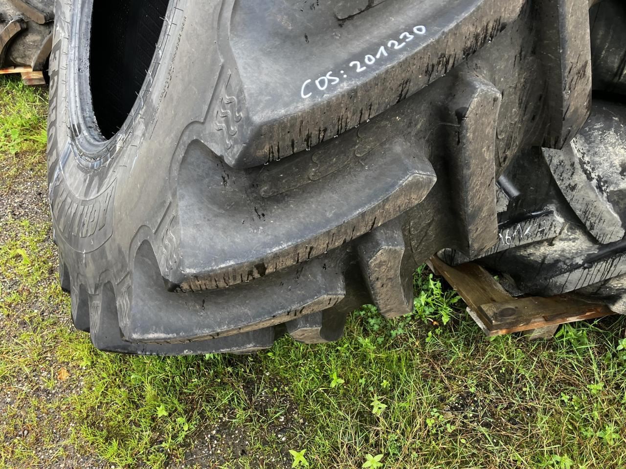 BKT 650/85R42 IF - Ελαστικό για Γεωργικά μηχανήματα: φωτογραφία 4 BKT 650/85R42 IF - Ελαστικό για Γεωργικά μηχανήματα: φωτογραφία 4