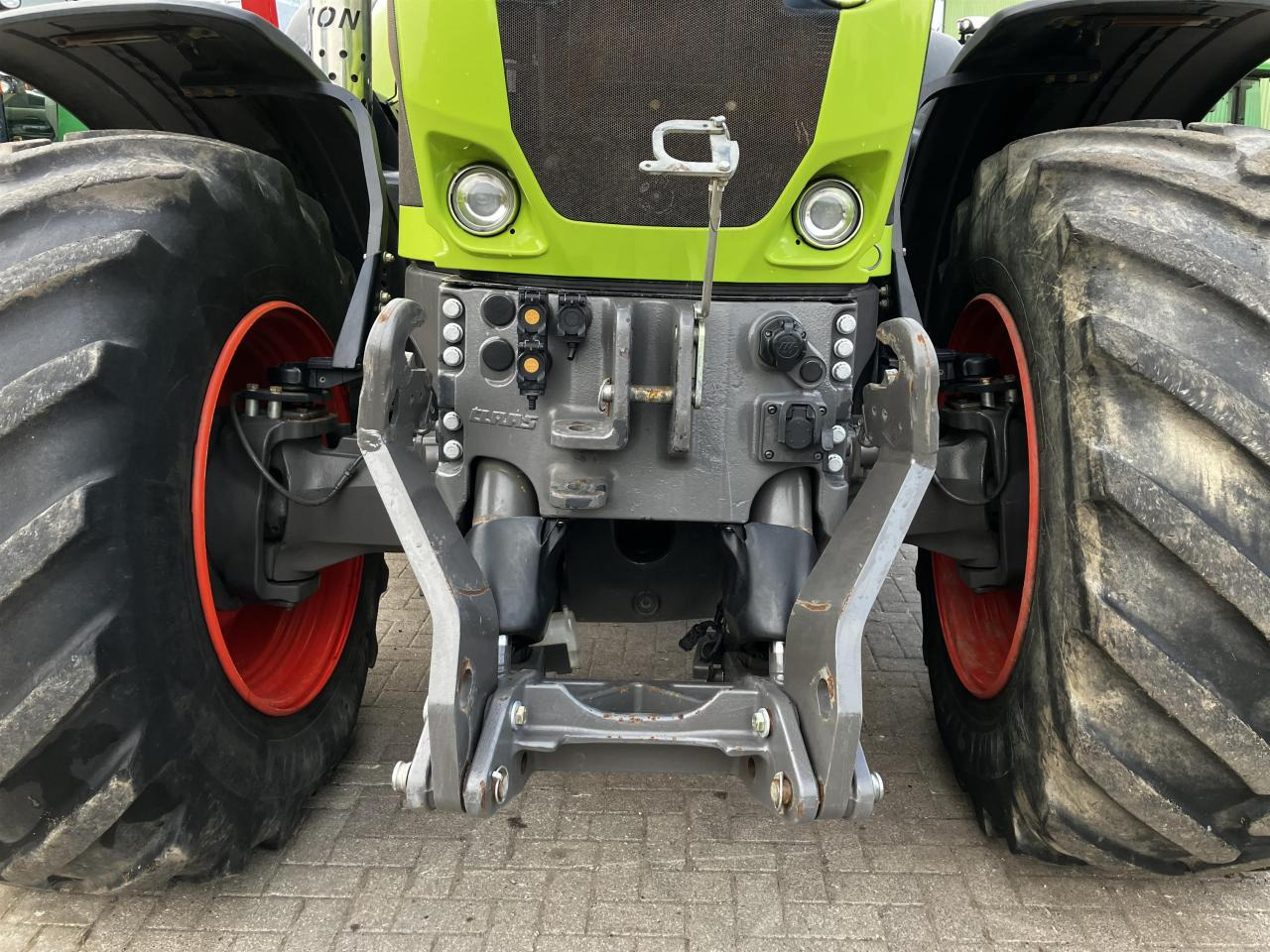 CLAAS Axion 950 - Τρακτέρ: φωτογραφία 4 CLAAS Axion 950 - Τρακτέρ: φωτογραφία 4