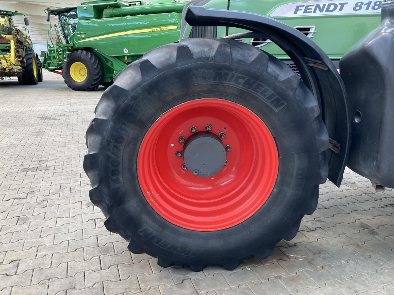 Fendt 818 Vario TMS - Τρακτέρ: φωτογραφία 3 Fendt 818 Vario TMS - Τρακτέρ: φωτογραφία 3