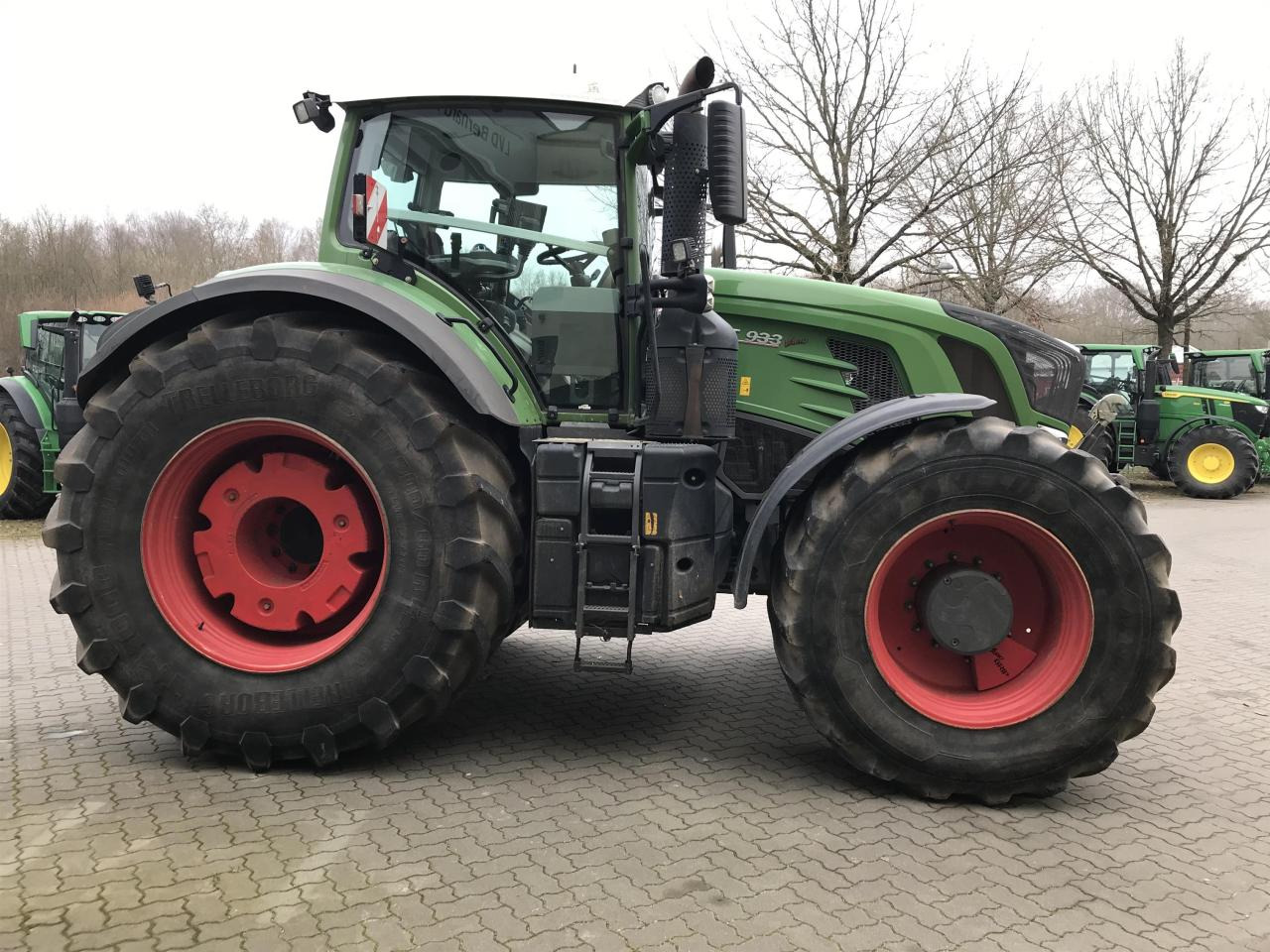 Fendt 933 Profi Plus - Τρακτέρ: φωτογραφία 2 Fendt 933 Profi Plus - Τρακτέρ: φωτογραφία 2
