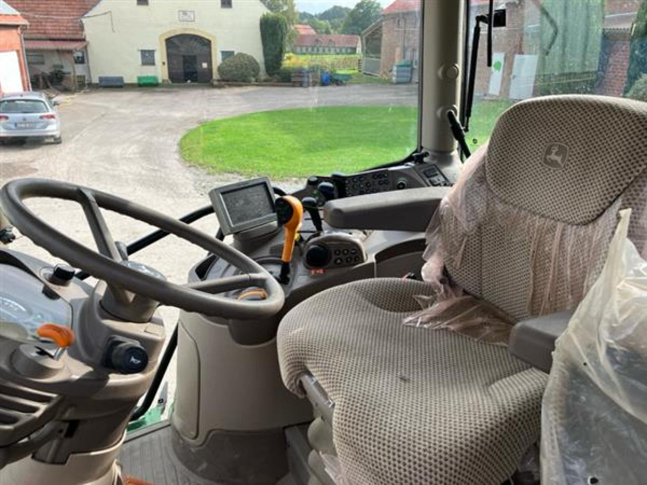 John Deere 6130R - Τρακτέρ: φωτογραφία 5 John Deere 6130R - Τρακτέρ: φωτογραφία 5