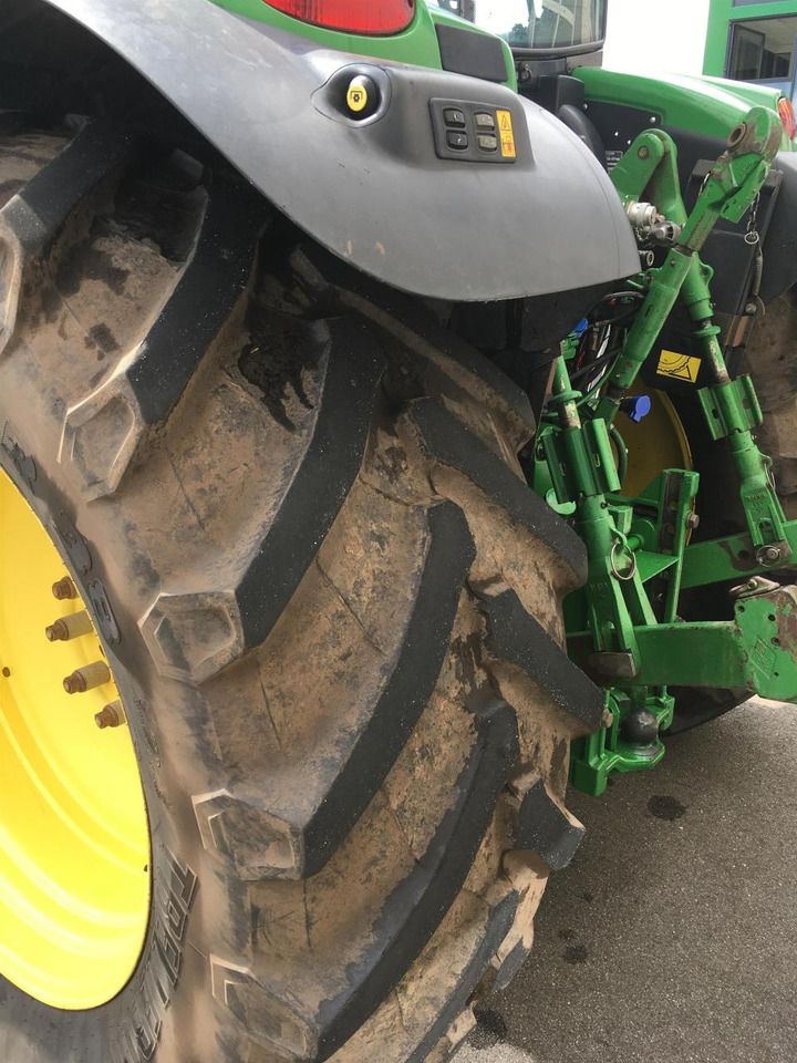 John Deere 6140R - Τρακτέρ: φωτογραφία 5 John Deere 6140R - Τρακτέρ: φωτογραφία 5