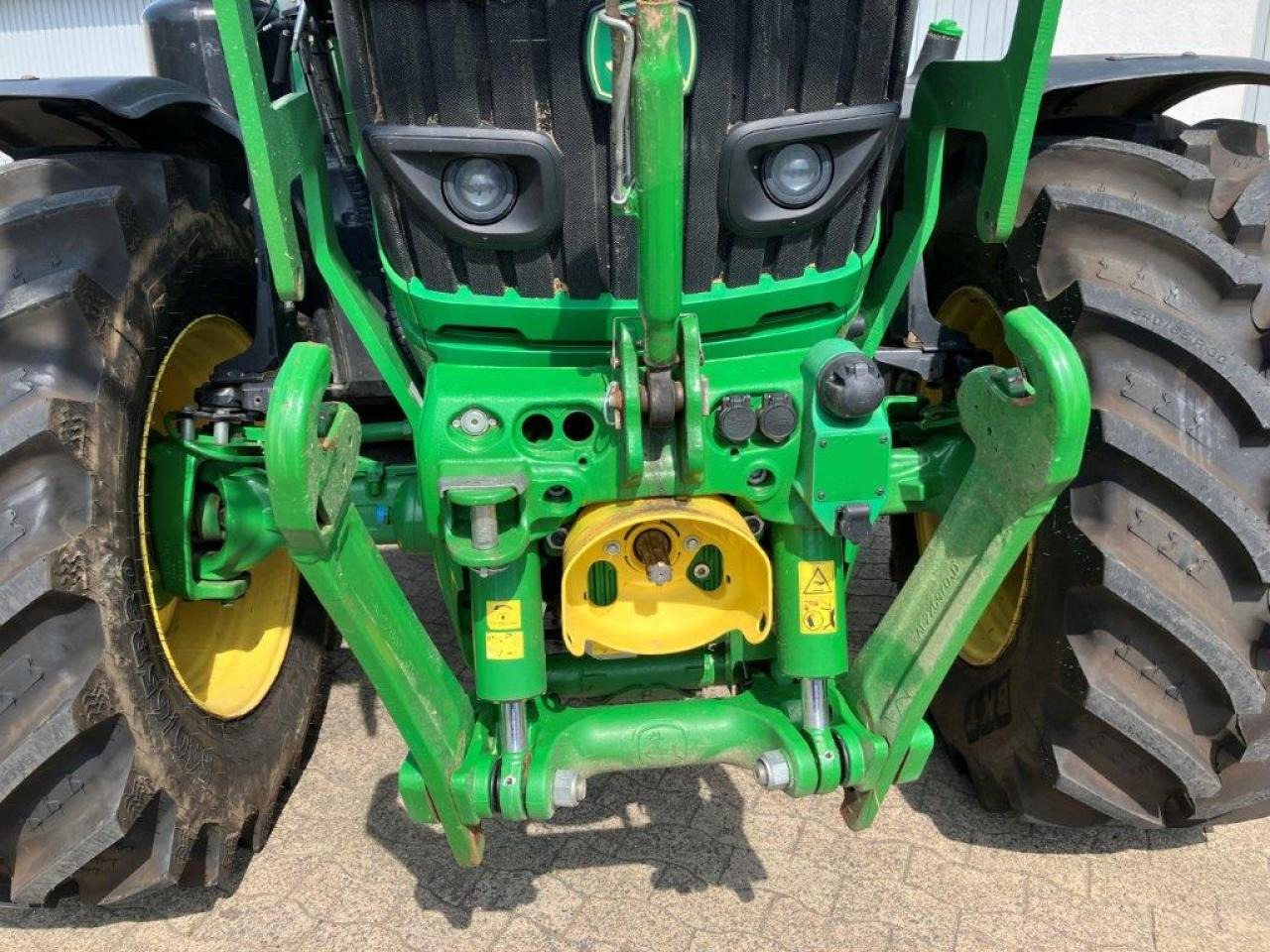 John Deere 6155R - Τρακτέρ: φωτογραφία 4 John Deere 6155R - Τρακτέρ: φωτογραφία 4