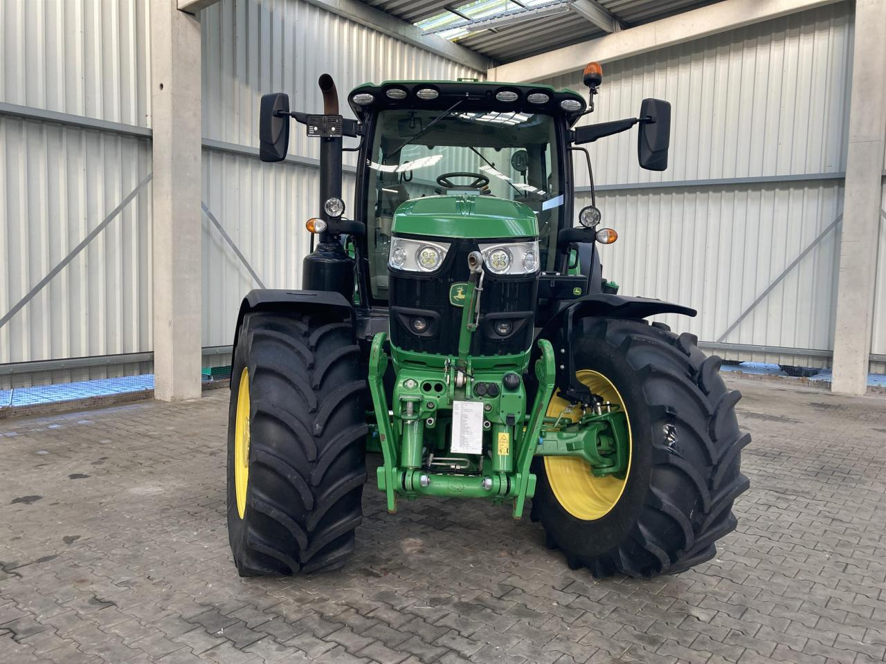 John Deere 6155R - Τρακτέρ: φωτογραφία 3 John Deere 6155R - Τρακτέρ: φωτογραφία 3