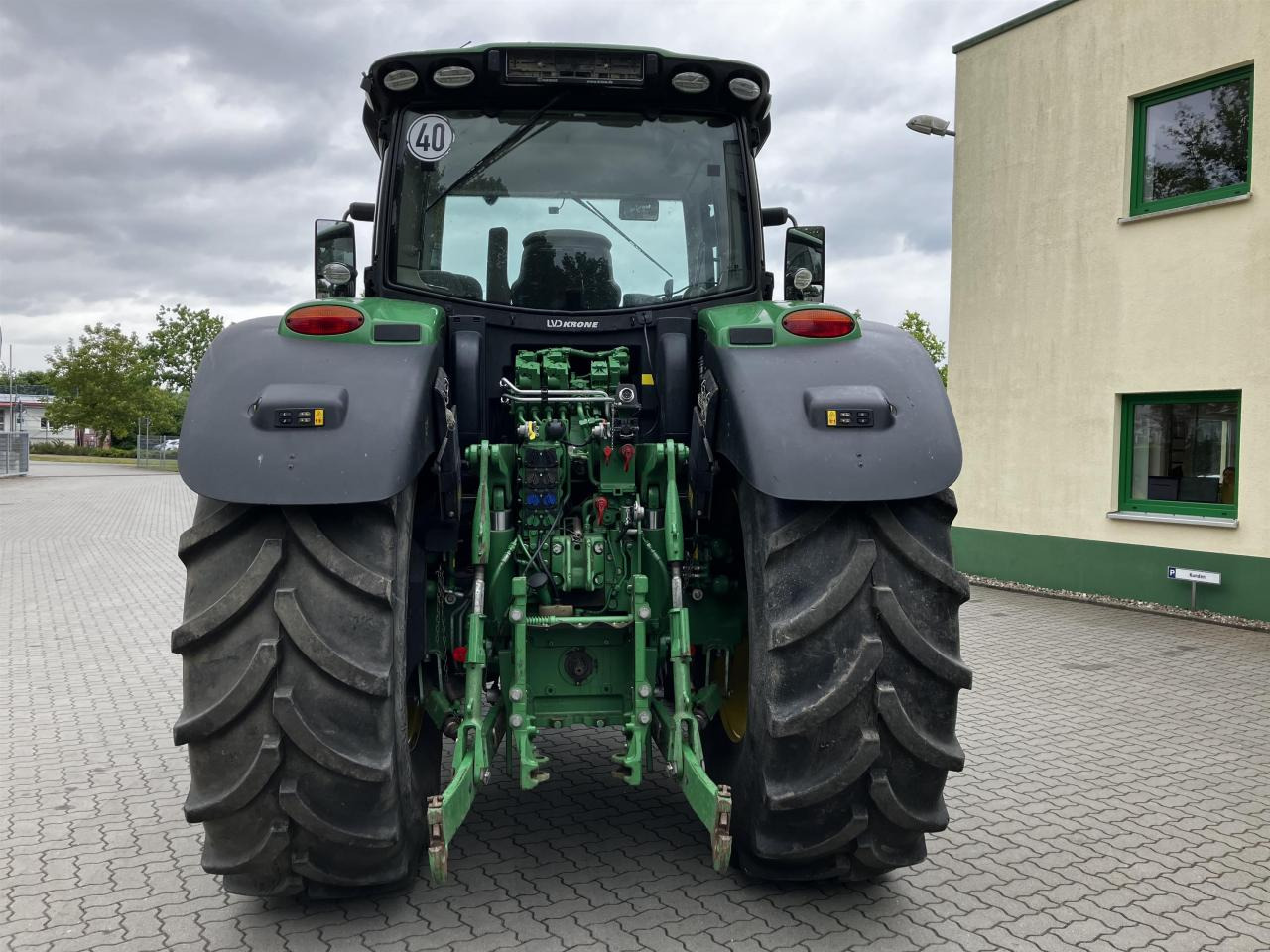 John Deere 6215R - Τρακτέρ: φωτογραφία 5 John Deere 6215R - Τρακτέρ: φωτογραφία 5