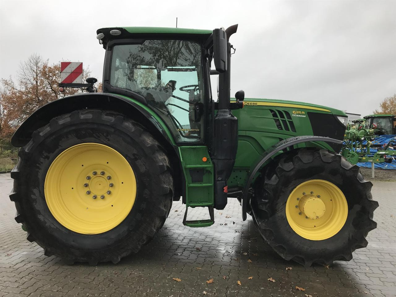 John Deere 6215R - Τρακτέρ: φωτογραφία 2 John Deere 6215R - Τρακτέρ: φωτογραφία 2