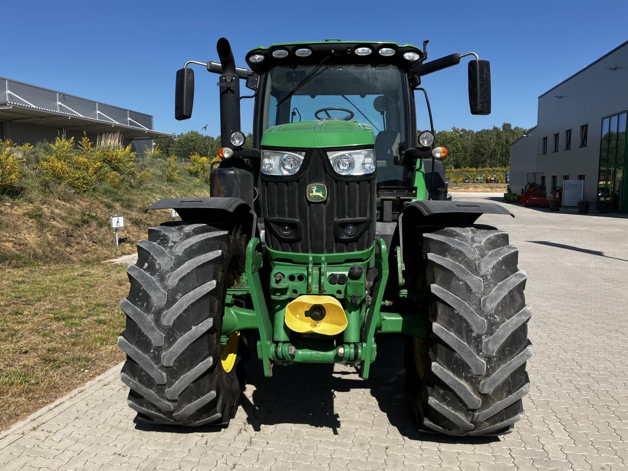 John Deere 6215R - Τρακτέρ: φωτογραφία 3 John Deere 6215R - Τρακτέρ: φωτογραφία 3