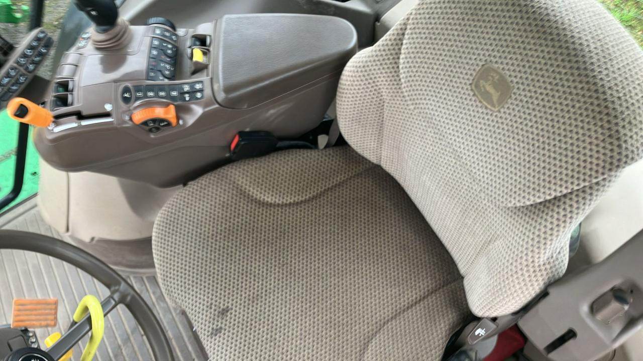 Τρακτέρ John Deere 6230R: φωτογραφία 8 Τρακτέρ John Deere 6230R: φωτογραφία 8