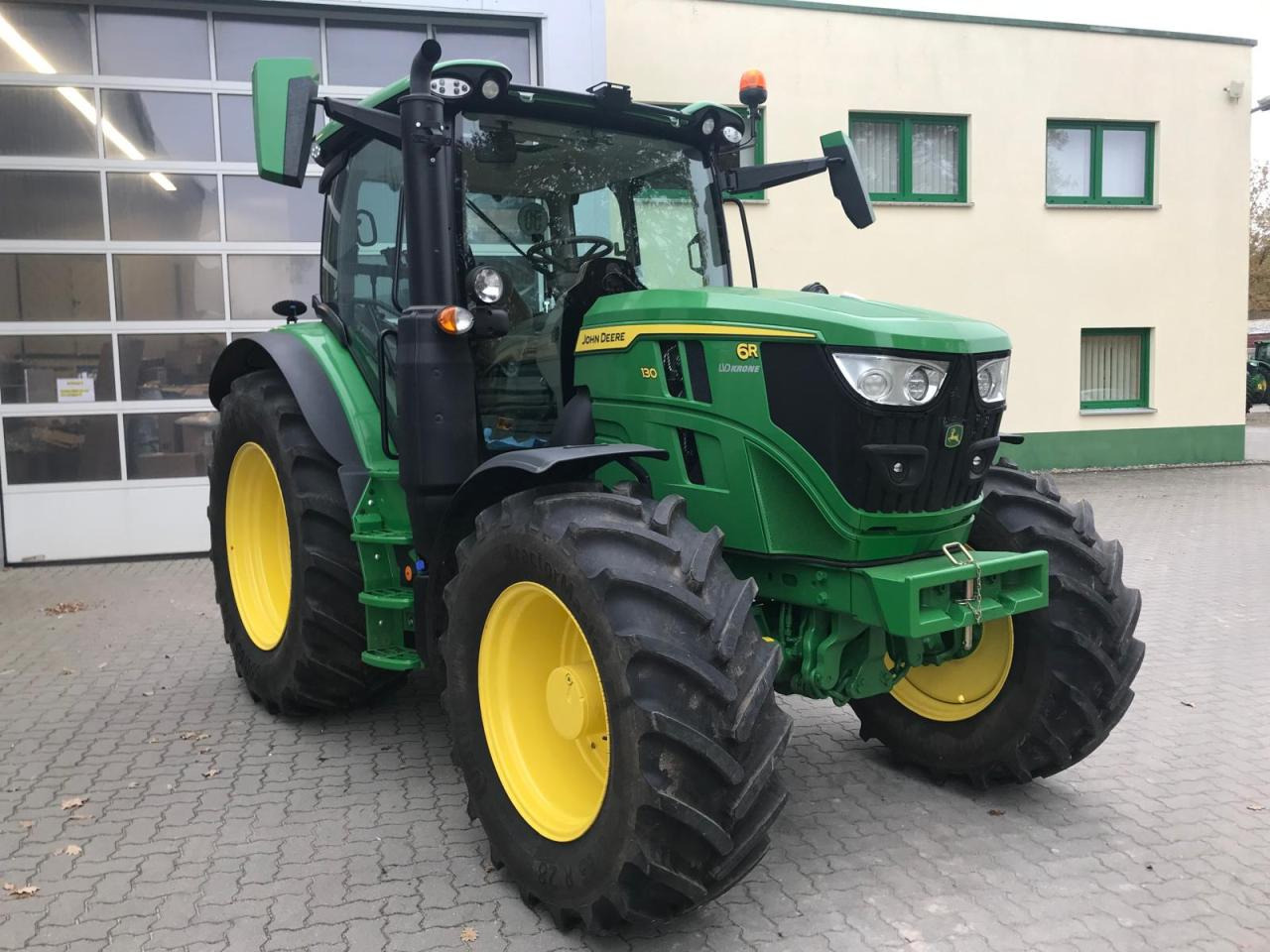 John Deere 6R 130 - Τρακτέρ: φωτογραφία 3 John Deere 6R 130 - Τρακτέρ: φωτογραφία 3