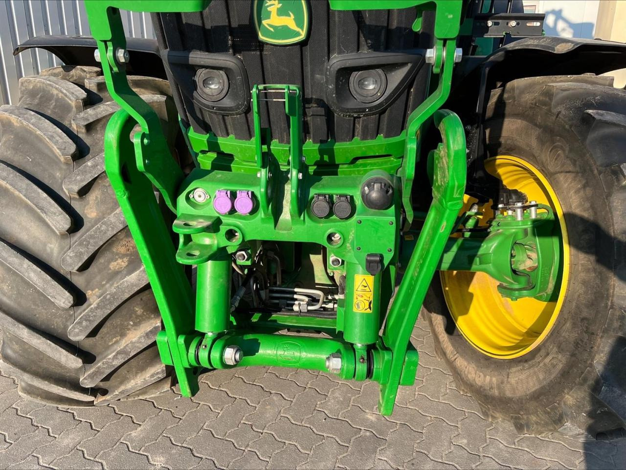 John Deere 6R 155 - Τρακτέρ: φωτογραφία 4 John Deere 6R 155 - Τρακτέρ: φωτογραφία 4