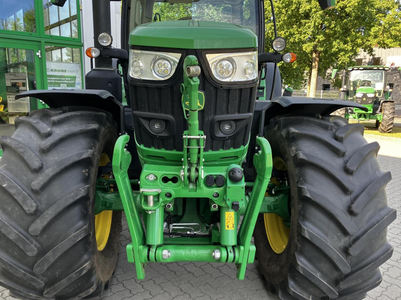 John Deere 6R 155 - Τρακτέρ: φωτογραφία 4 John Deere 6R 155 - Τρακτέρ: φωτογραφία 4