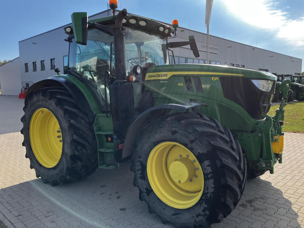 John Deere 6R 185 - Τρακτέρ: φωτογραφία 2 John Deere 6R 185 - Τρακτέρ: φωτογραφία 2