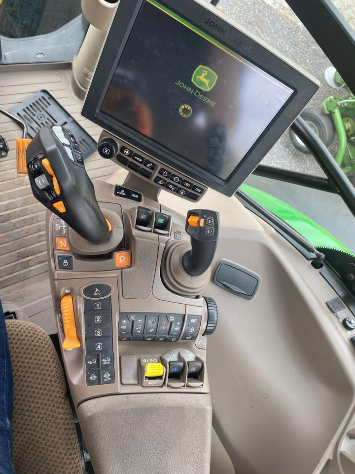 John Deere 6R 185 - Τρακτέρ: φωτογραφία 4 John Deere 6R 185 - Τρακτέρ: φωτογραφία 4