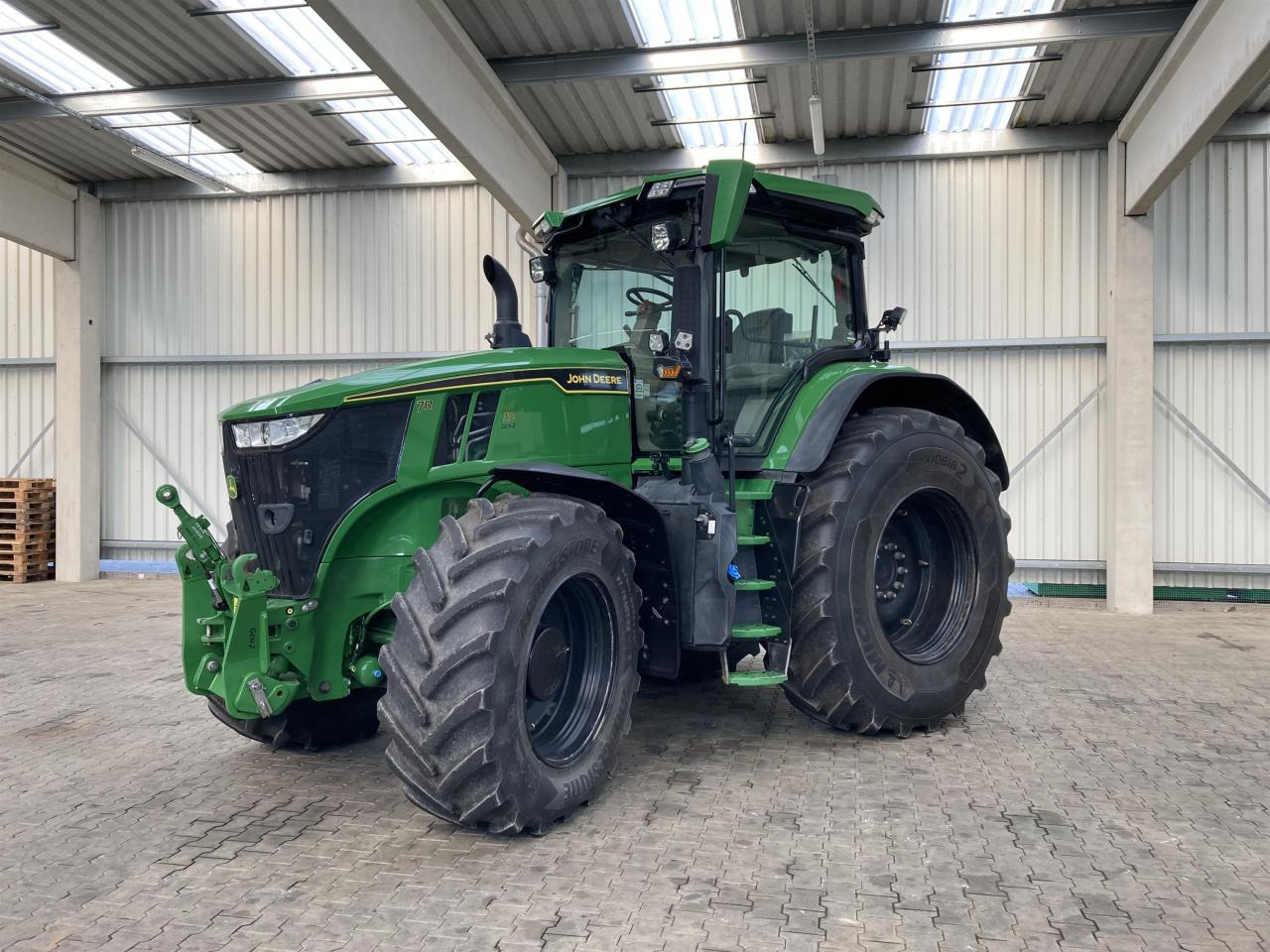 John Deere 7R 310 - Τρακτέρ: φωτογραφία 1 John Deere 7R 310 - Τρακτέρ: φωτογραφία 1