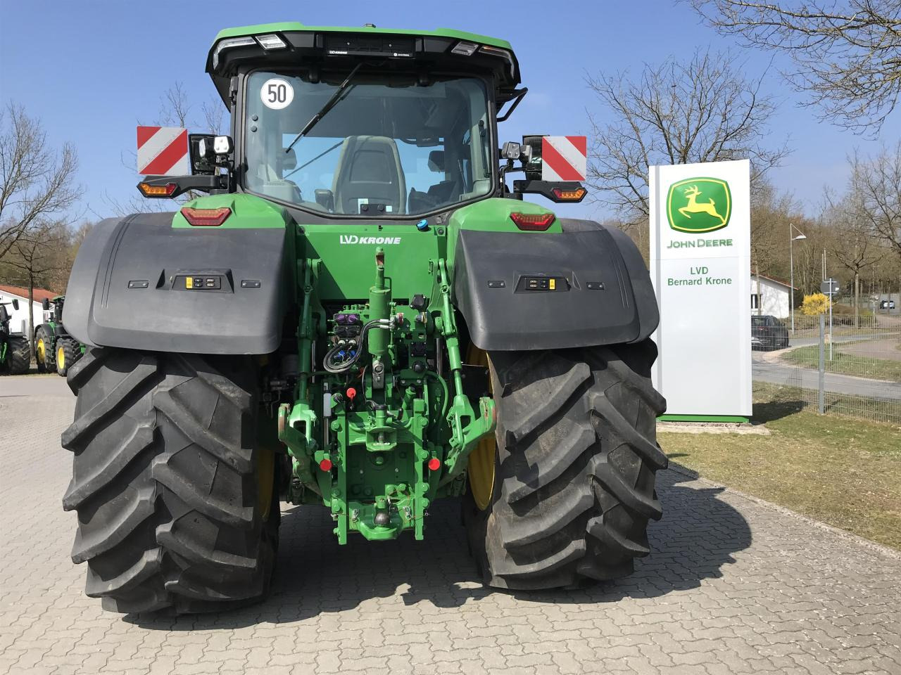 John Deere 7R 330 - Τρακτέρ: φωτογραφία 5 John Deere 7R 330 - Τρακτέρ: φωτογραφία 5