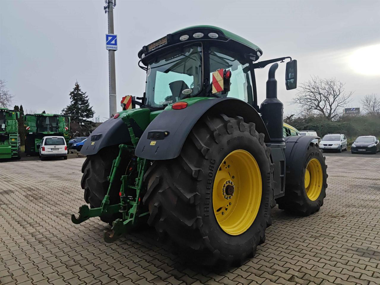John Deere 8370R - Τρακτέρ: φωτογραφία 5 John Deere 8370R - Τρακτέρ: φωτογραφία 5