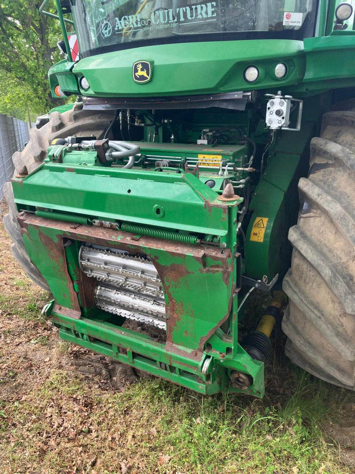 John Deere 8500 - Ενσιρωτική μηχανή: φωτογραφία 3 John Deere 8500 - Ενσιρωτική μηχανή: φωτογραφία 3