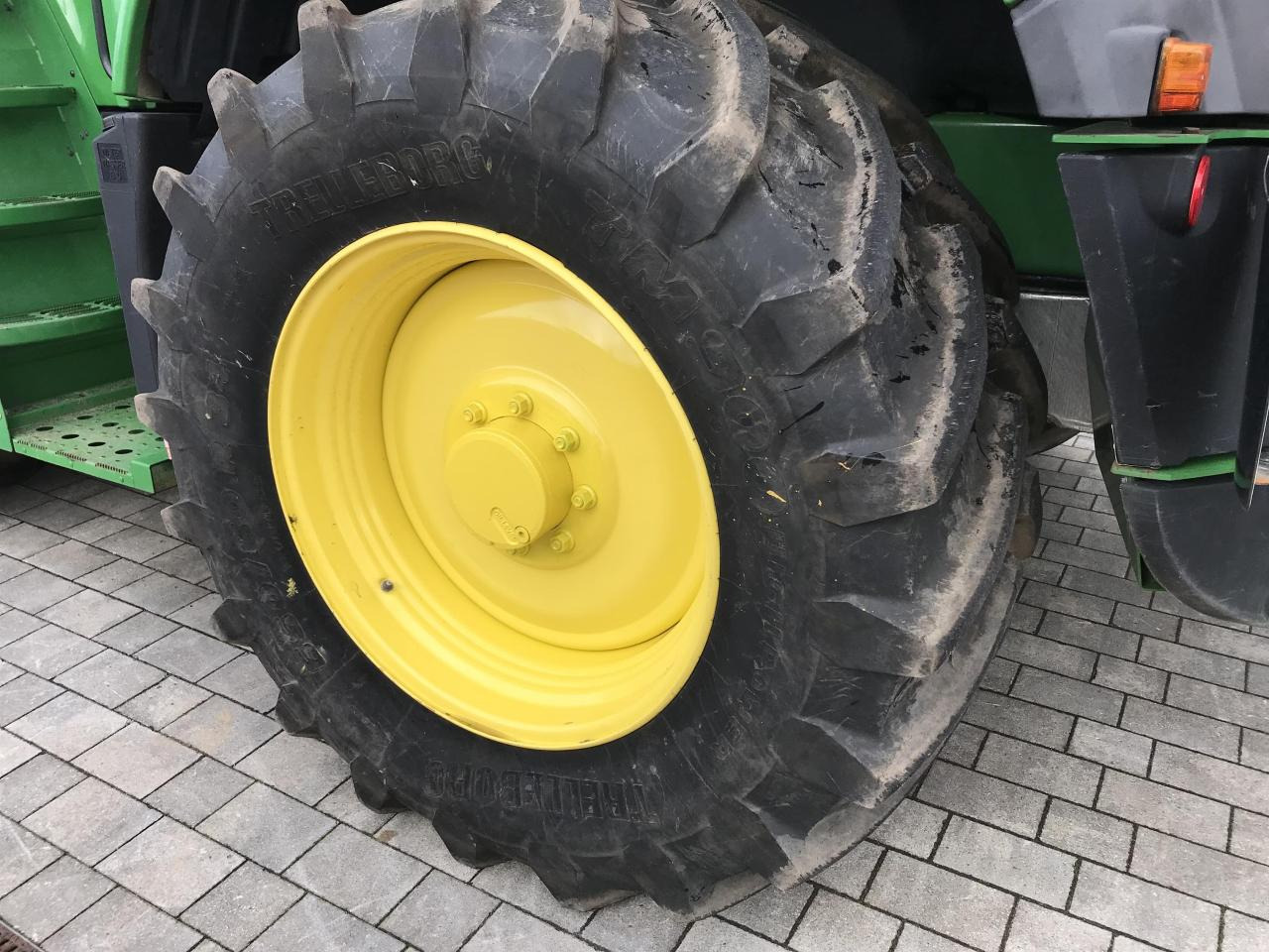 Ενσιρωτική μηχανή John Deere 8600: φωτογραφία 11 Ενσιρωτική μηχανή John Deere 8600: φωτογραφία 11
