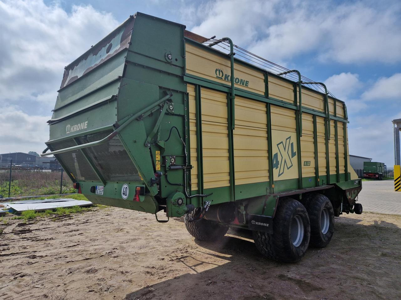 Krone TITAN 4XL-GD - Βαγόνι ενσίρωσης: φωτογραφία 4 Krone TITAN 4XL-GD - Βαγόνι ενσίρωσης: φωτογραφία 4