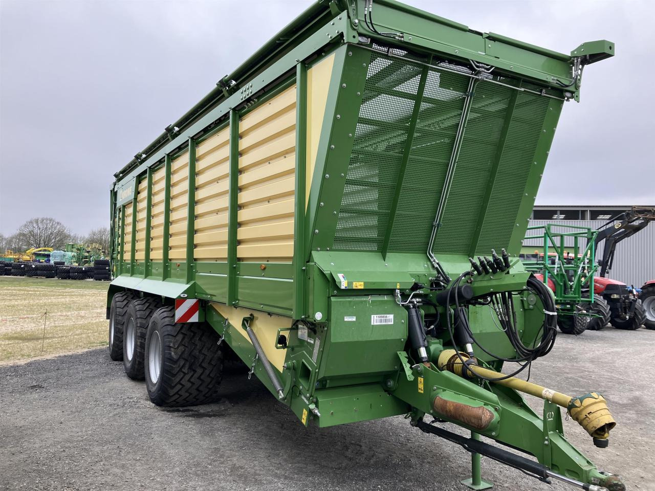 Krone TX 560 D - Βαγόνι ενσίρωσης: φωτογραφία 5 Krone TX 560 D - Βαγόνι ενσίρωσης: φωτογραφία 5