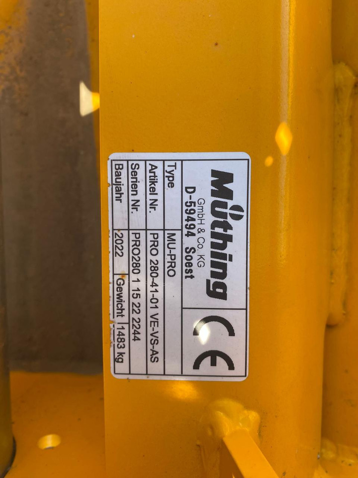 Καταστροφέας με σφυριά Müthing MU-PRO/F 860 Vario: φωτογραφία 11 Καταστροφέας με σφυριά Müthing MU-PRO/F 860 Vario: φωτογραφία 11