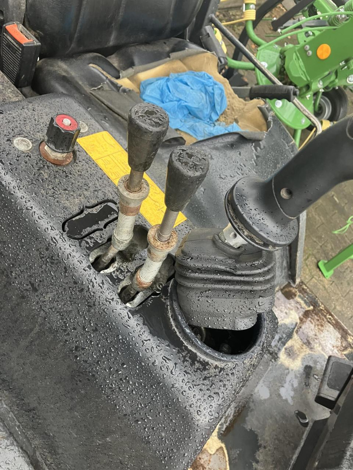 Thaler 3248/A - Ελαστιχοφόρος φορτωτής: φωτογραφία 4 Thaler 3248/A - Ελαστιχοφόρος φορτωτής: φωτογραφία 4