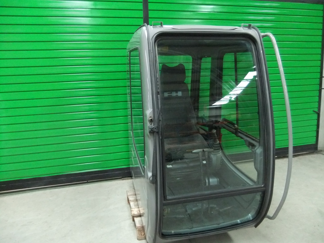 Cab FIAT-HITACHI EX215 71466300 - Καμπίνα για Κατασκευή μηχανήματα: φωτογραφία 4 Cab FIAT-HITACHI EX215 71466300 - Καμπίνα για Κατασκευή μηχανήματα: φωτογραφία 4