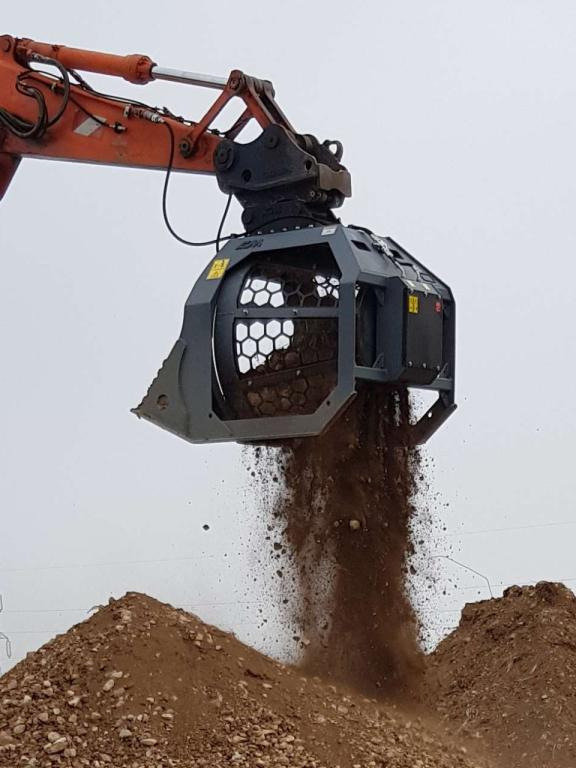 CM Crusher CBR 18 Screening Bucket - Κουβας για Φορτωτής πλάγιας ολίσθησης: φωτογραφία 1 CM Crusher CBR 18 Screening Bucket - Κουβας για Φορτωτής πλάγιας ολίσθησης: φωτογραφία 1