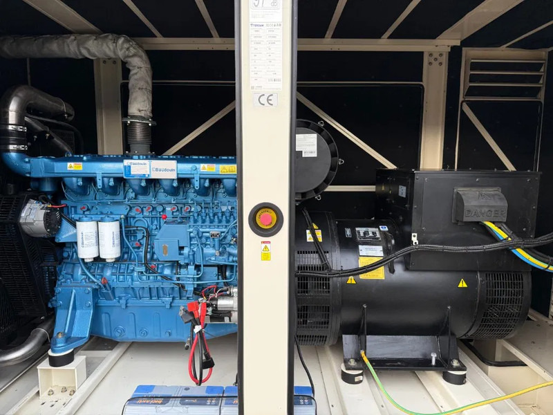 Baudouin Teksan 440 kVA Silent Noodstroom Generatorset Overstock ! New ! Surplus - Βιομηχανική γεννήτρια: φωτογραφία 4 Baudouin Teksan 440 kVA Silent Noodstroom Generatorset Overstock ! New ! Surplus - Βιομηχανική γεννήτρια: φωτογραφία 4