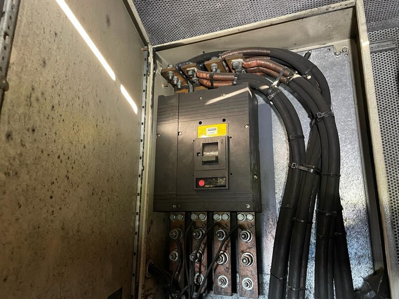 Βιομηχανική γεννήτρια Cummins VTA 28 G3 Siemens 650 kVA generatorset in 20 ft container: φωτογραφία 9 Βιομηχανική γεννήτρια Cummins VTA 28 G3 Siemens 650 kVA generatorset in 20 ft container: φωτογραφία 9