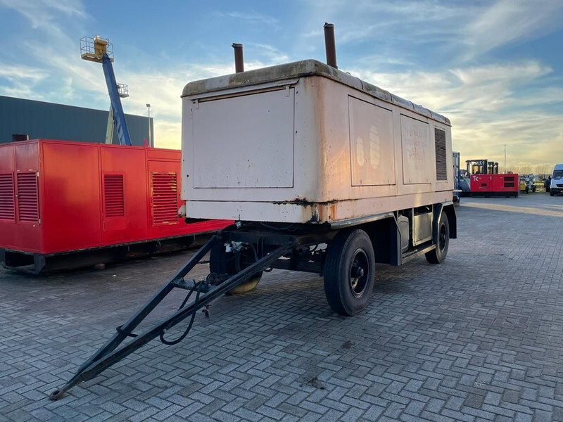 Βιομηχανική γεννήτρια Deutz F12M 716 Bredenoord AEG 250 kVA Silent generatorset op aanhanger: φωτογραφία 19 Βιομηχανική γεννήτρια Deutz F12M 716 Bredenoord AEG 250 kVA Silent generatorset op aanhanger: φωτογραφία 19