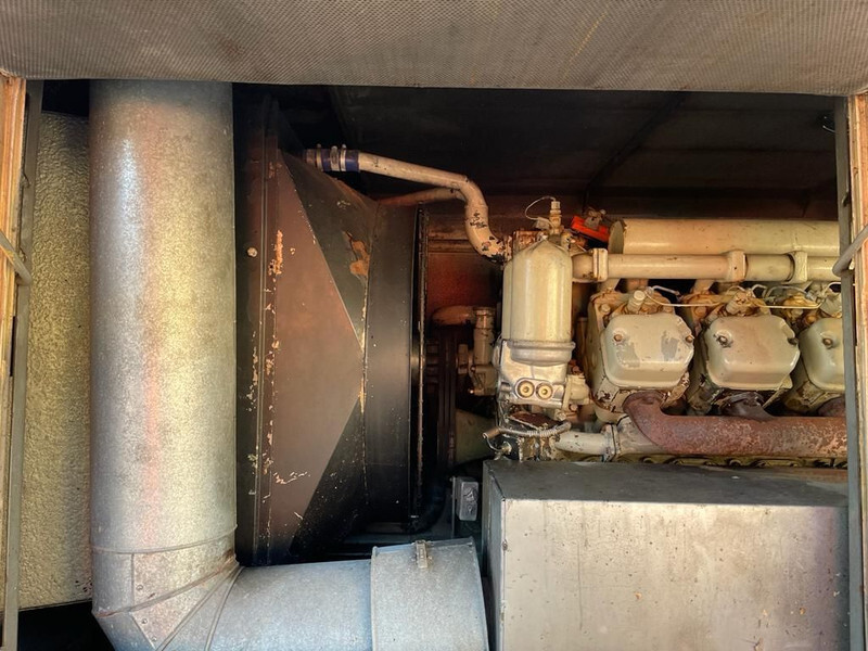 Βιομηχανική γεννήτρια Deutz F12M 716 Bredenoord AEG 250 kVA Silent generatorset op aanhanger: φωτογραφία 11 Βιομηχανική γεννήτρια Deutz F12M 716 Bredenoord AEG 250 kVA Silent generatorset op aanhanger: φωτογραφία 11