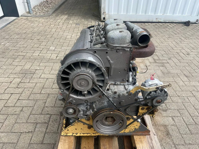 Deutz F3L 912 Motor 3 cilinder 38 kW 52 PK Diesel Motor - Κινητήρας για Ανυψωτικό μηχάνημα: φωτογραφία 4 Deutz F3L 912 Motor 3 cilinder 38 kW 52 PK Diesel Motor - Κινητήρας για Ανυψωτικό μηχάνημα: φωτογραφία 4