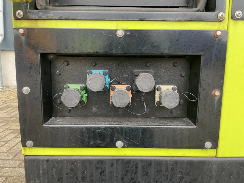 Βιομηχανική γεννήτρια GESAN DVR 250 Volvo Penta - Leroy Somer 250 kVA silent generatorset: φωτογραφία 12 Βιομηχανική γεννήτρια GESAN DVR 250 Volvo Penta - Leroy Somer 250 kVA silent generatorset: φωτογραφία 12