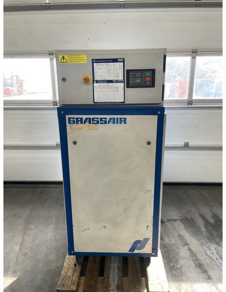 Grassair WIS11.7 4 kW 550 L / min 7 Bar watergesmeerde schroefcompressor - Αεροσυμπιεστής: φωτογραφία 1 Grassair WIS11.7 4 kW 550 L / min 7 Bar watergesmeerde schroefcompressor - Αεροσυμπιεστής: φωτογραφία 1