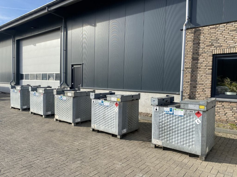 IBC Rietberg 1000 liter IBC Dieseltank Gegalvaniseerd - Δεξαμενή αποθήκευσης: φωτογραφία 4 IBC Rietberg 1000 liter IBC Dieseltank Gegalvaniseerd - Δεξαμενή αποθήκευσης: φωτογραφία 4